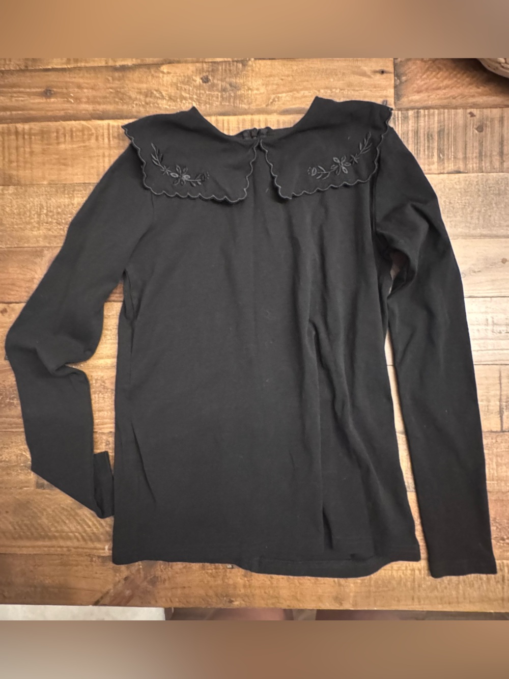 Papillon Blanc Black Long Sleeve Top with Scalloped Embroidered Collar